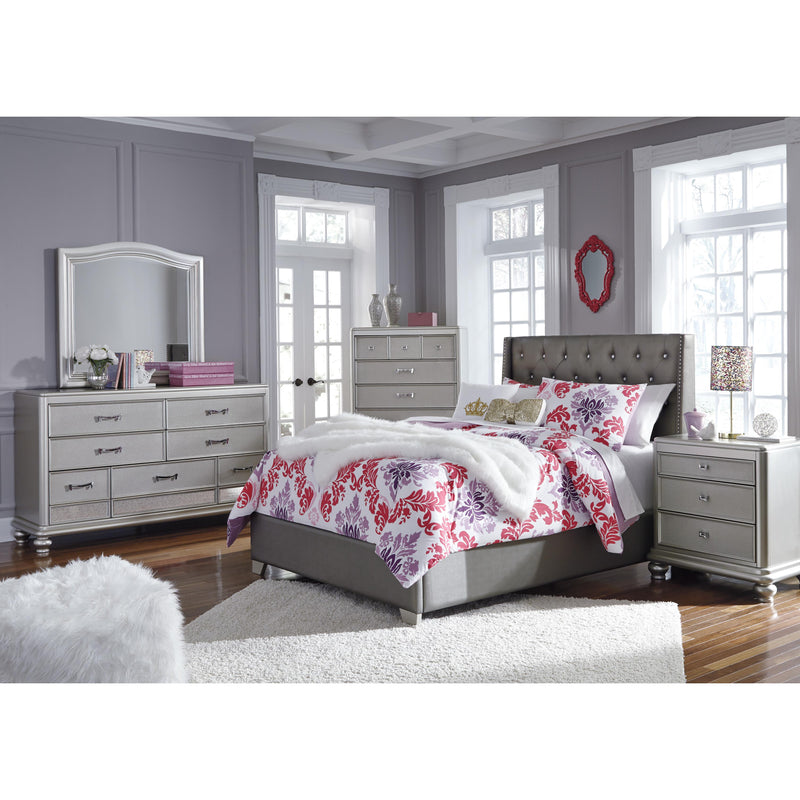 Signature Design by Ashley Coralayne 5-Drawer Chest B650-46 IMAGE 11
