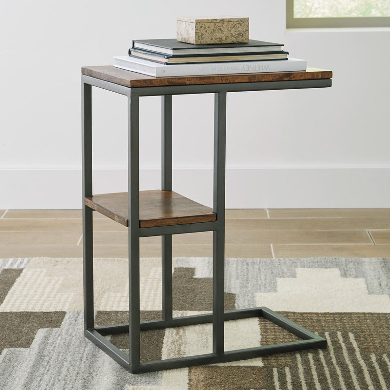Signature Design by Ashley Forestmin Accent Table A4000049 IMAGE 2