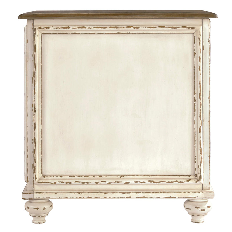 Signature Design by Ashley Realyn End Table T743-7 IMAGE 3