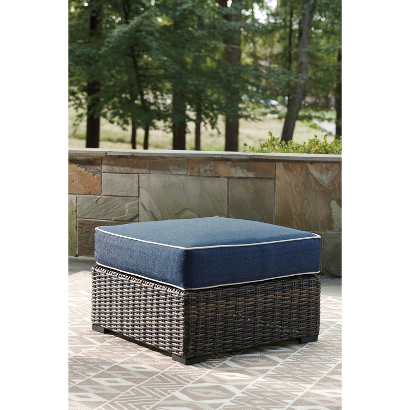 Signature Design by Ashley Outdoor Seating Ottomans P783-814 IMAGE 4