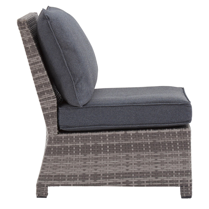 Signature Design by Ashley Outdoor Seating Chairs P440-846 IMAGE 3